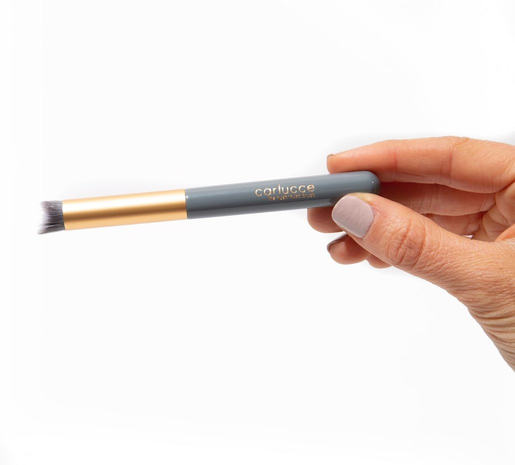 WS: The Hush-Hush Brush